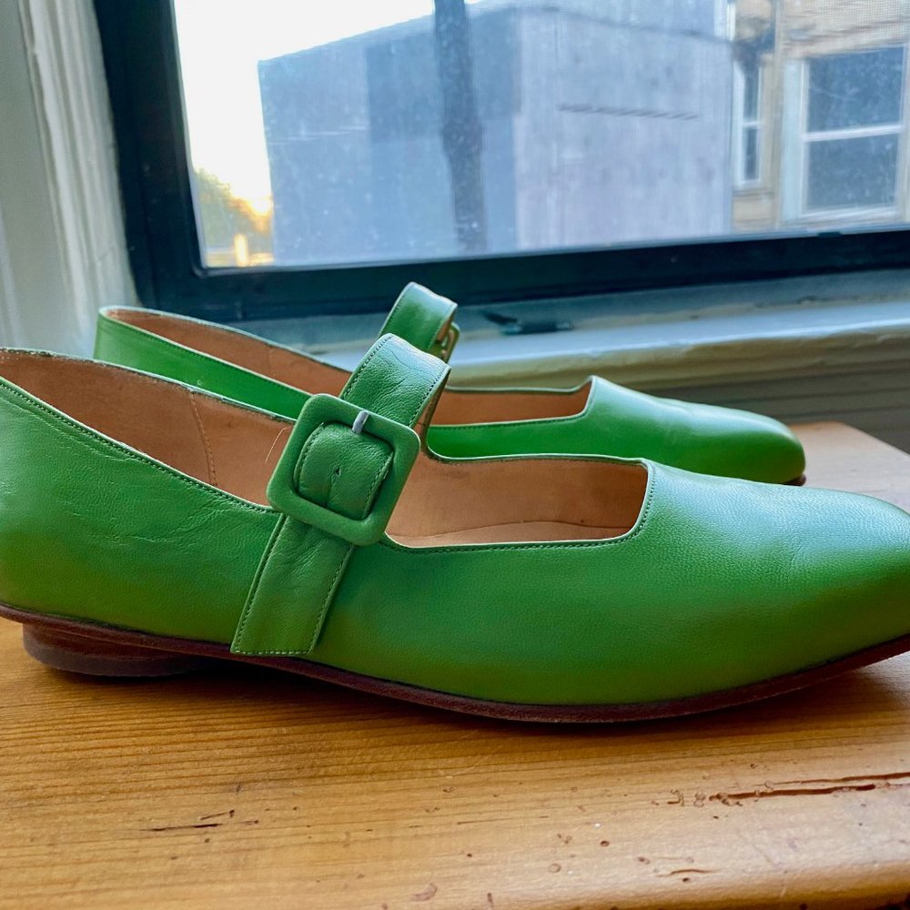 Eugenia flat in Algae size 40 - fits 8-8.5